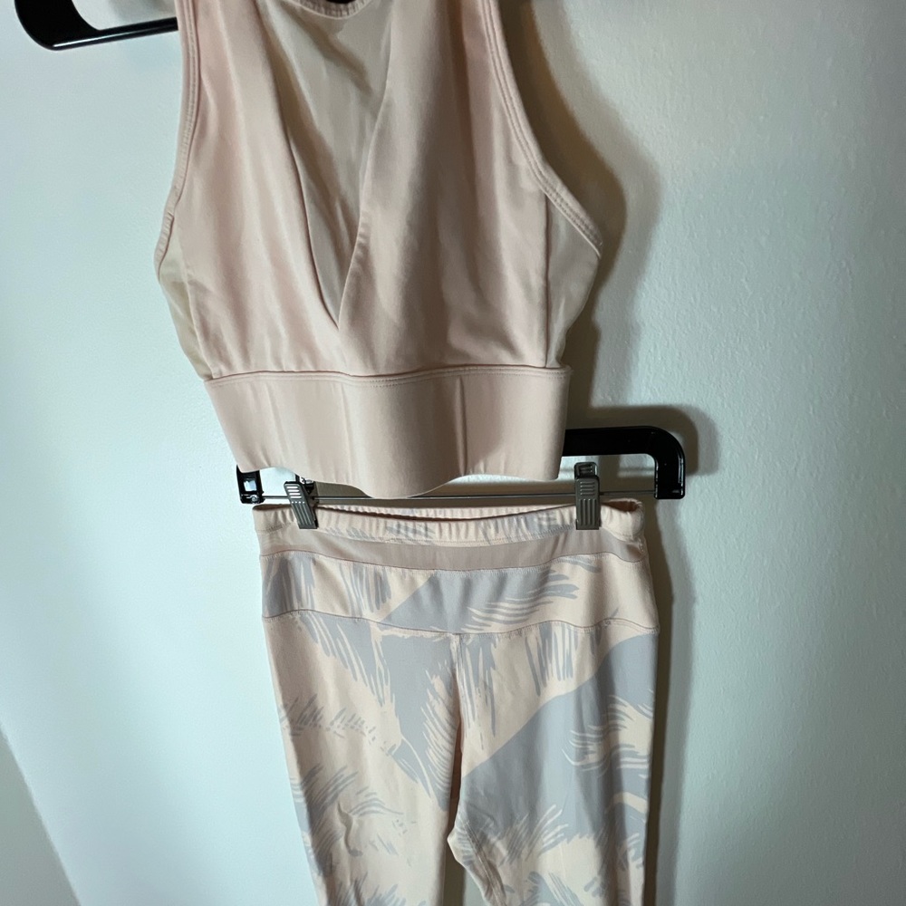 Matching Yoga Set - Picture 5 of 5